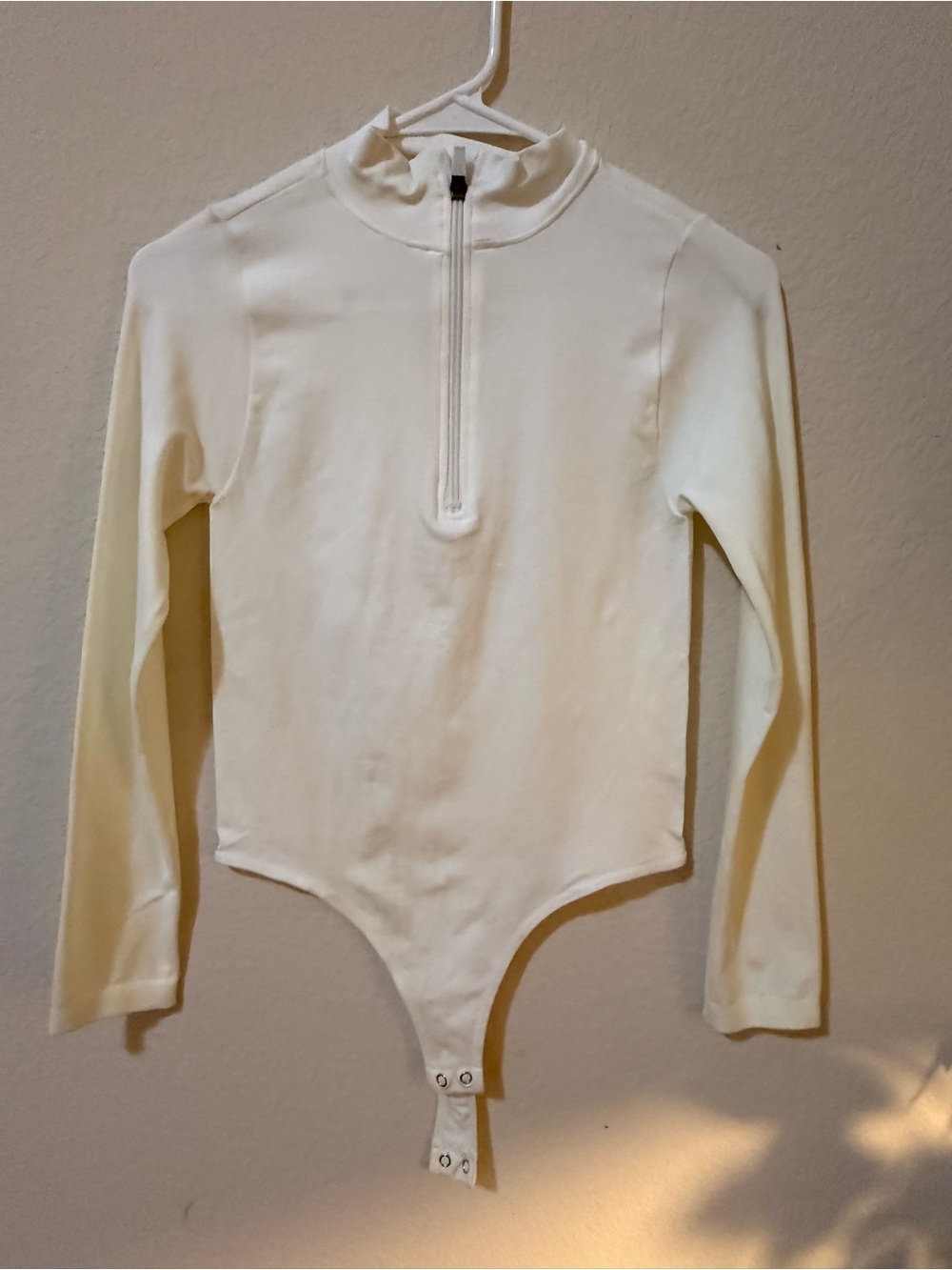 Cream Long-Sleeve Kids Bodysuit with Front Zip
